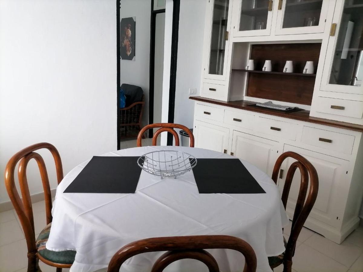 Low Island House ลอส ซิลอส ภายนอก รูปภาพ