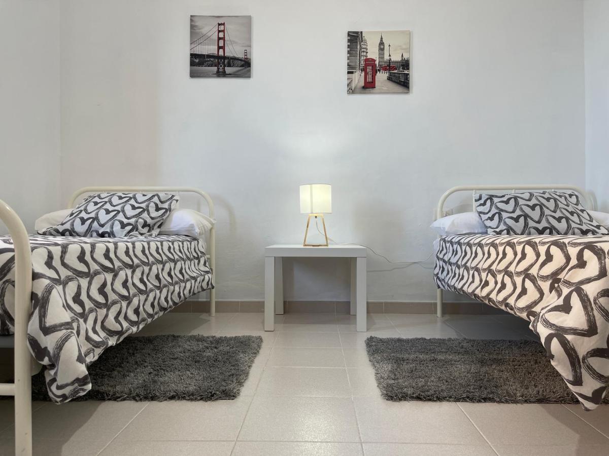 Low Island House ลอส ซิลอส ภายนอก รูปภาพ